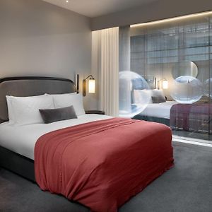 Camera standard con letto queen size